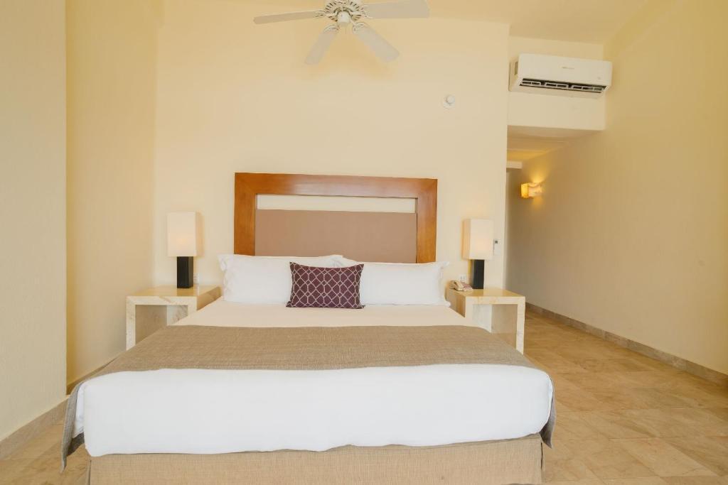 Hotel Camino Real Diamante 5*